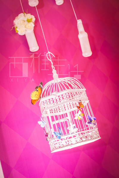 长沙西雅生活婚庆 西雅生活婚庆团队 又一力作，紫色主题 搭配小细节 抓住眼前的设计