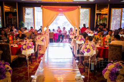 长沙西雅生活婚庆 西雅生活婚庆团队 又一力作，紫色主题 搭配小细节 抓住眼前的设计