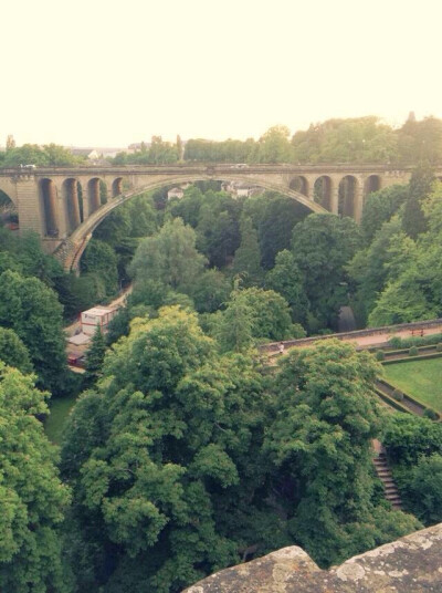 绿化覆盖面大的人神清气爽。——卢森堡Luxembourg