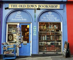 The old town bookshop——古镇书店，这里是英国。