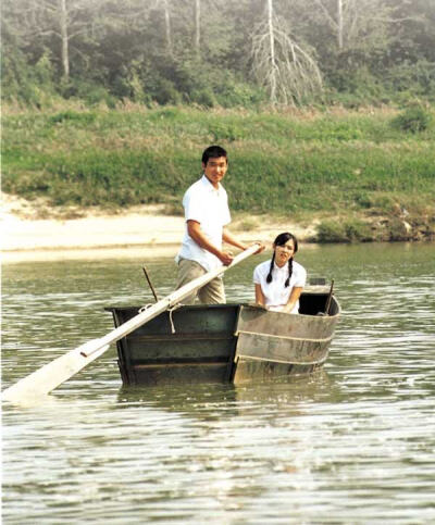 《假如爱有天 意》孙艺珍、曹承佑