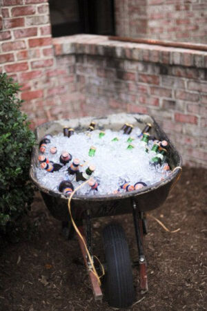 Old wheelbarrow for drinks.