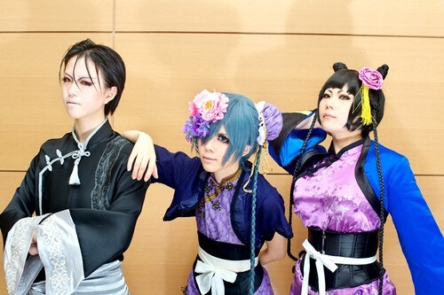 黑执事、cosplay、夏尔coser黑蜜，这个蓝猫已毁…