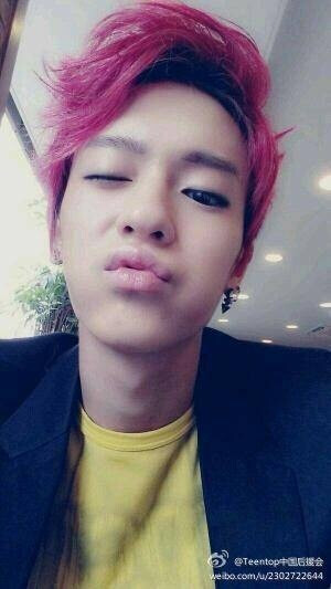 teen top L.Joe kiss