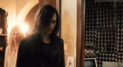 Tom Hiddleston OLLA