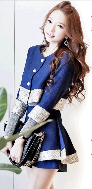 刚刚为我的衣柜寻觅知己的时候，发现了这么一套衣服~蓝色优雅大方，而且也显得皮肤白皙~~甜美高雅的韩版套装 图片来源：http://shop104216838.taobao.com