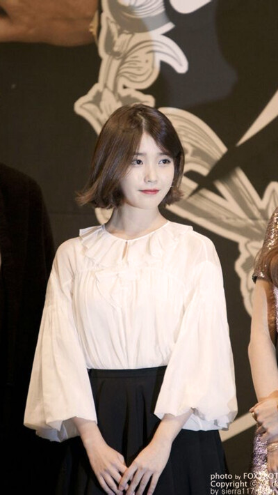 IU