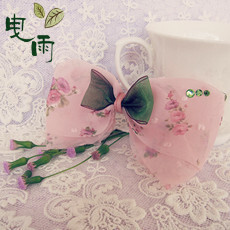 曳雨手作铺http://yeyudiy.taobao.com 原创纯手工，爱上小配饰