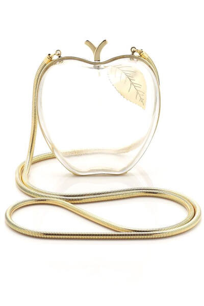 Lena Erziak What says "I love you" more than an apple-shaped bag?