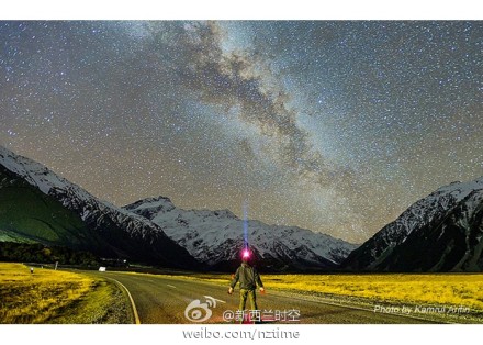 hanging in the sky [爱你] milky way over Sugarloaf Communications Tower at Port Hills, Canterbury, New Zealand