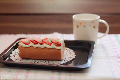 草莓蛋糕卷 下午茶 甜点 烘焙 DIY
