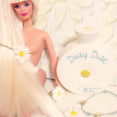 Daisy Barbie