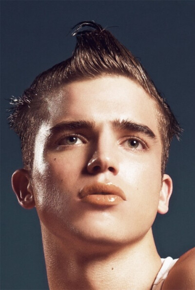 西班牙男模River Viiperi