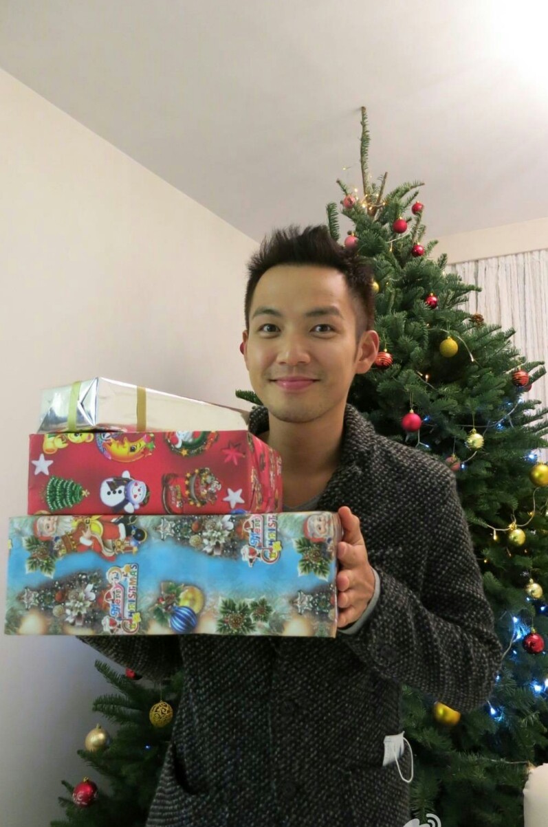 钟汉良小哇圣诞快乐merrychristmashowareyou