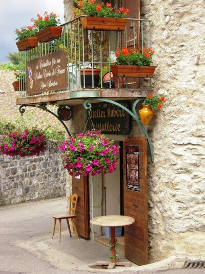 法国伊瓦尔中世纪村庄