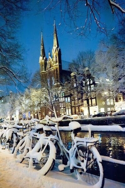 #堆景色# 阿姆斯特丹，冬夜