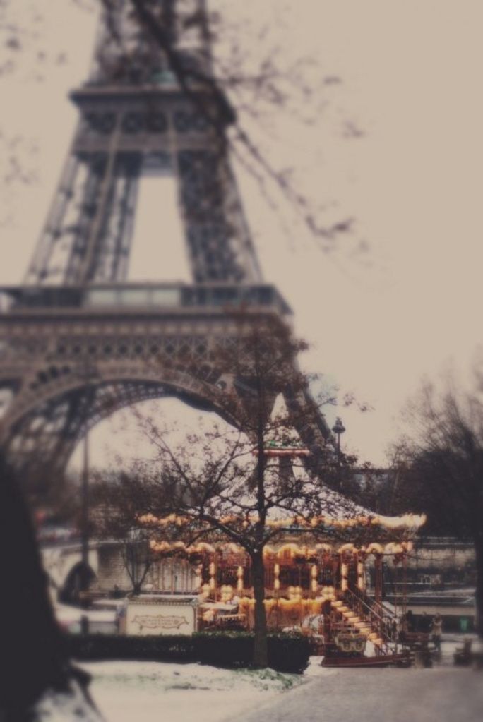  Eifel Tower