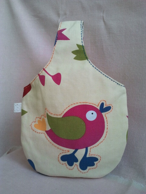 单环小托特包 Mini Tote Bag (Double Sided) [小鸟与小鸡] http://ninihandmade.blogspot.com/2012/12/blog-post.html