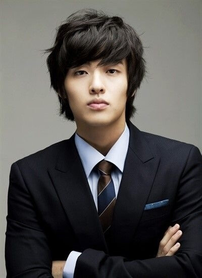 Kang Ha Neul 姜河那