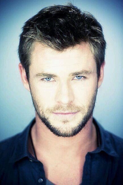 Chris Hemsworth，真的帅爆了！