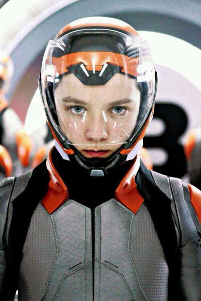 Ender's Game。Asa Butterfield。