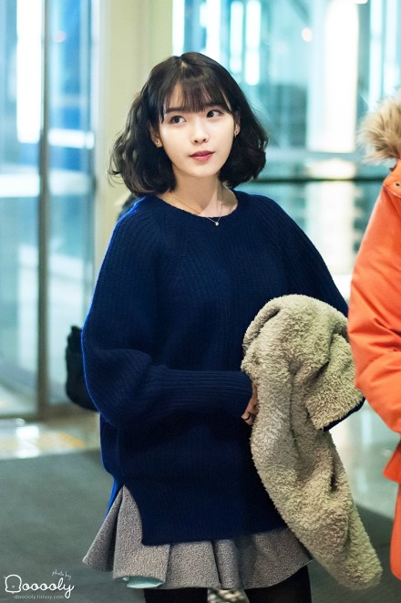 IU