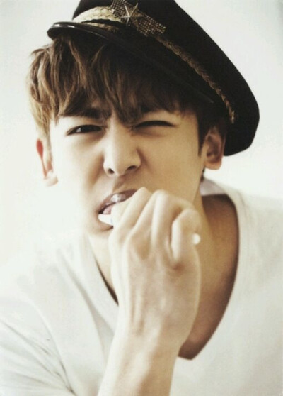 nichkhun