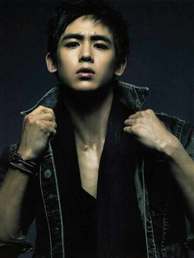 nichkhun