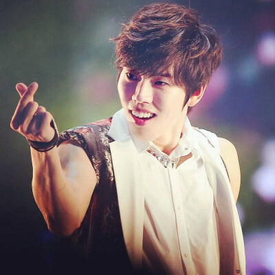 #张东雨 #DongWoo 【Cr:whoopswings】