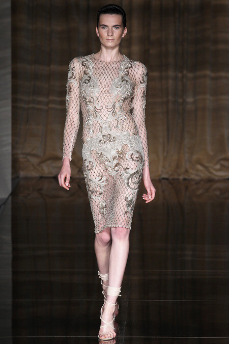 Julien Macdonald SS2014。朱利安·麦克唐纳德2014春夏高级成衣系列时装秀。