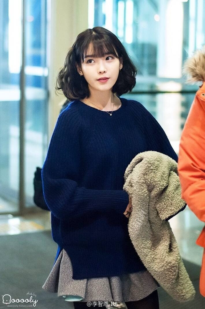 IU