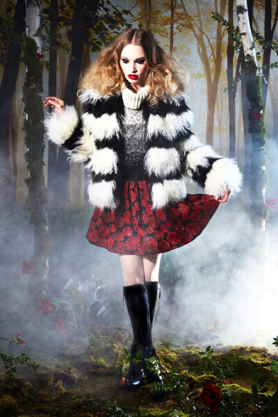 FALL 2014 READY-TO-WEAR Alice + Olivia http://www.style.com/