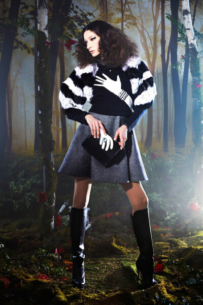 FALL 2014 READY-TO-WEAR Alice + Olivia http://www.style.com/