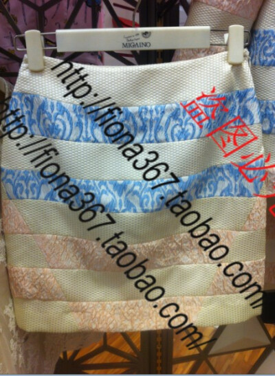 曼娅奴MIGAINO专柜正品2014年春装新款短裙ME1ED323原价568 http://item.taobao.com/item.htm?spm=686.1000925.1000774.48.SnFj99&amp;amp;id=37358711254