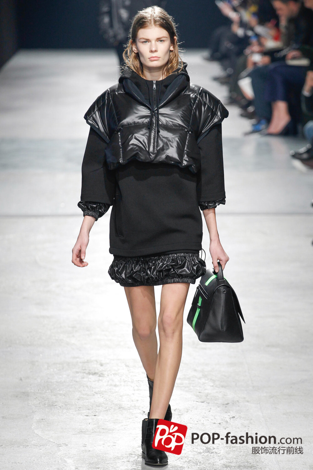 《Christopher Kane》2014秋冬伦敦时装周-发布会现场报道