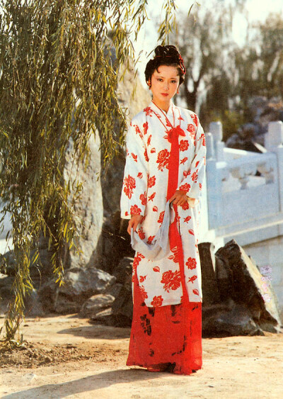 87版电视剧《红楼梦》剧照。