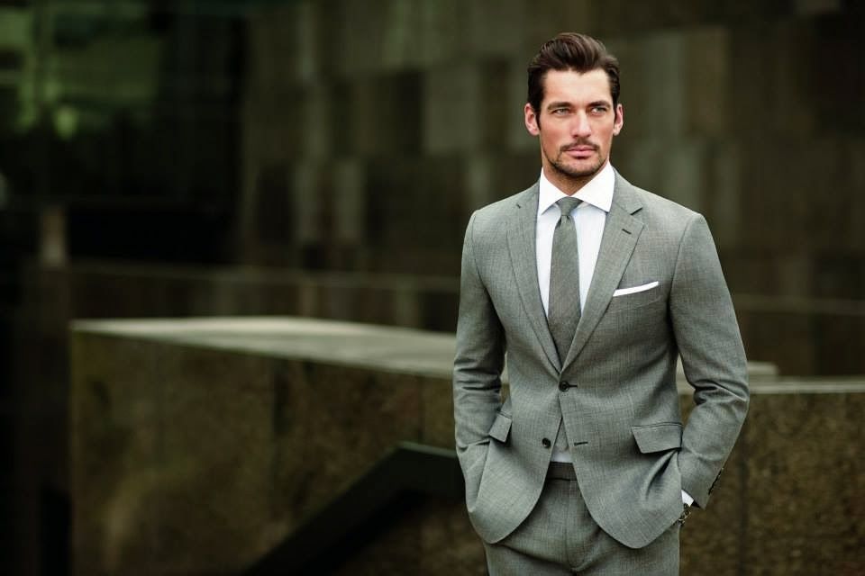 大卫·甘迪 (David Gandy) 自从走过杜嘉班纳 (Dolce&amp;amp;Gabbana) 2007年春夏男装的开场秀之后，人气暴红，并且深受杜嘉班纳 (Dolce&amp;amp;Gabbana) 两位设计师的厚爱，大卫·甘迪 (David Gandy) 连续两季担任该品牌御用代言人。6月份演绎杜嘉班纳 (Dolce&amp;amp;Gabbana) 的Light Blue Pour Homme香水广告后，大卫·甘迪 (David Gandy) 毫无疑问的进入了全球十大顶级超模的行列。