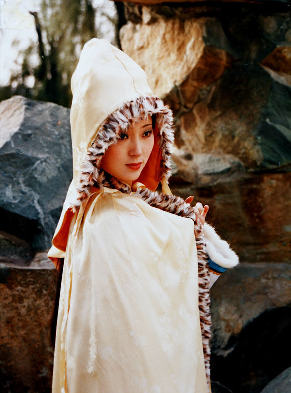 87版电视剧《红楼梦》剧照，陈晓旭饰演林黛玉。