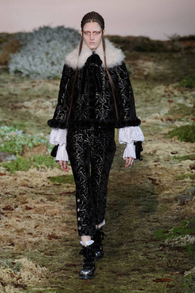 Alexander McQueen Fall2014