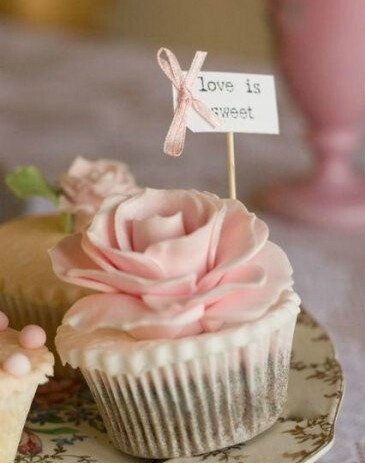 下午茶_甜点_糕点_甜品_纸杯蛋糕_壁纸_美食_插图_美图_点心_翻糖