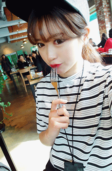 韩国官网正品代购学院风michyeora街头时尚条纹休闲百搭短袖T恤