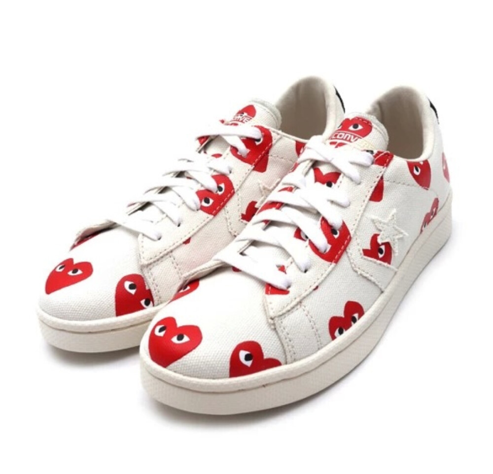 PLAY COMME des GARCONS