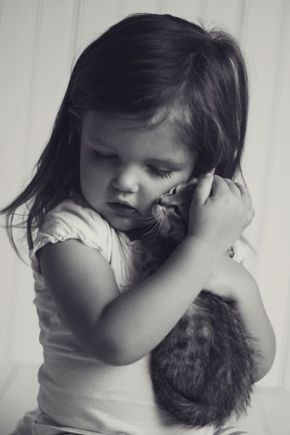 一组超有爱的图片：孩子与小动物