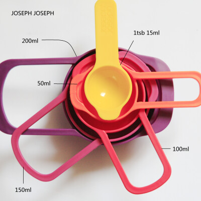 对五颜六色的东西没有抗拒，这套joseph joseph的量勺从200ml到15ml一共五件，非常实用，烘培神器～