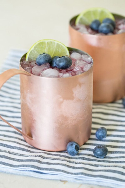 blueberry moscow mules