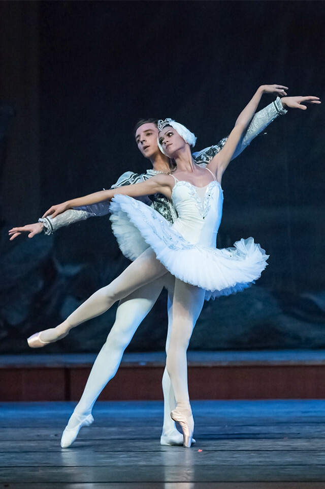 俄罗斯国家芭蕾舞团《天鹅湖》。