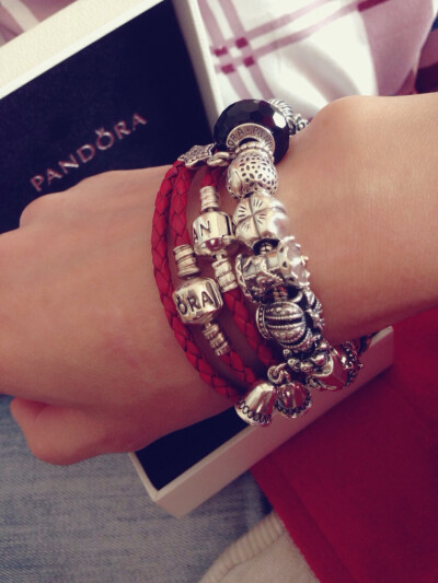 My pandora bracelet!