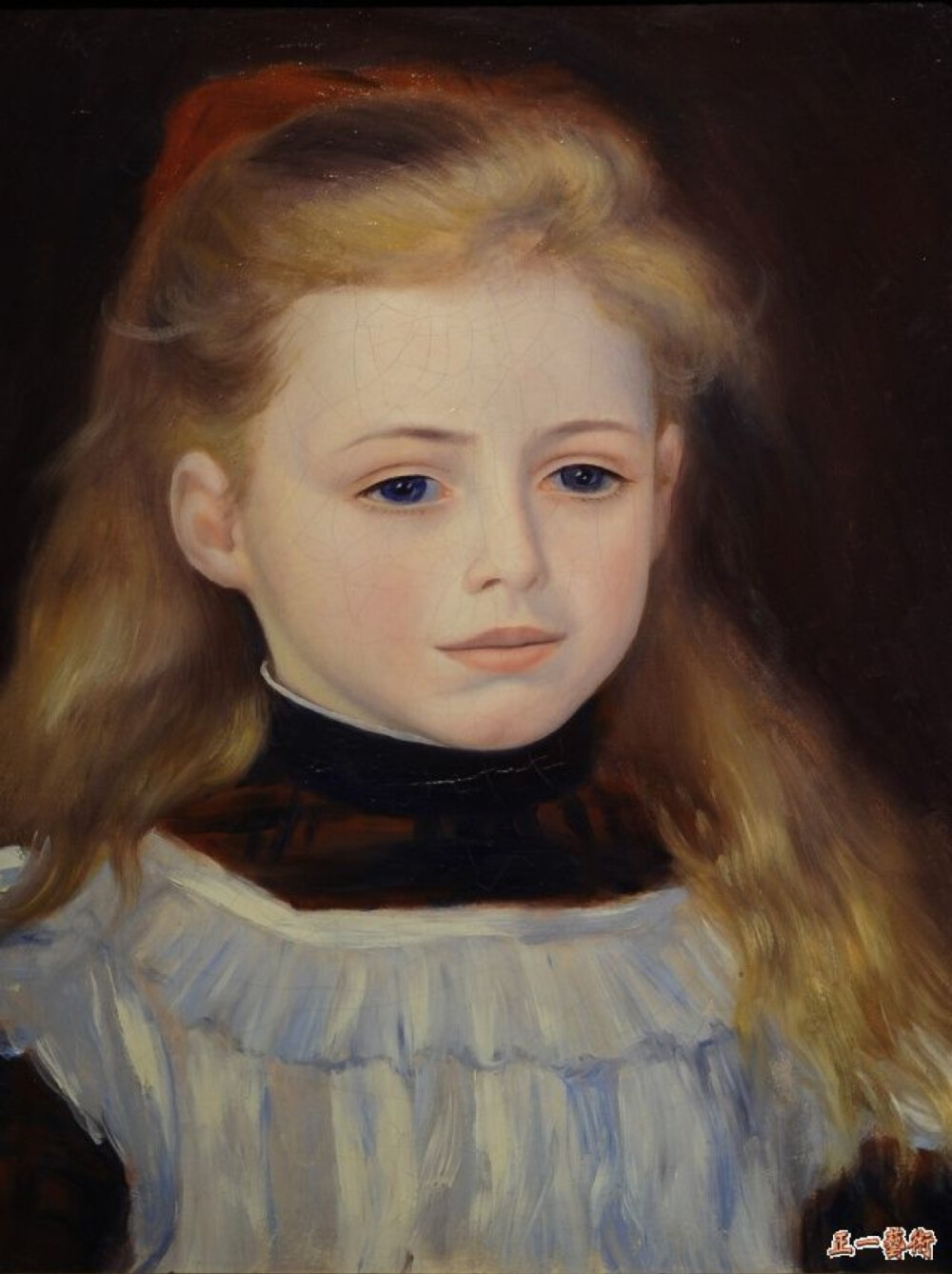  262、扎白围裙的女孩 雷诺阿 法国 画布油画 1884年 35.20×27.10厘米 在所有的印象派画家中，雷诺阿是一个始终坚守纯艺术品德的人，但是，他同时又是一个最执拗地按照订单绘制肖像画，以使自己扬名并致富的印象派画家。他能让所有的观众看懂他的作品，面对他富有美感和表现力的画作，任何人都无法做到无动于衷。此画是他定式画法后的典范之作，他这样做，完全是为了对抗印象派风格的色彩斑驳的画法。这个四岁的小女孩的几幅肖像画都出自雷诺阿之手，因为女孩的父亲保罗•贝拉尔德向画家订制了他们全家，包括他的妻子和四个儿子的肖像。