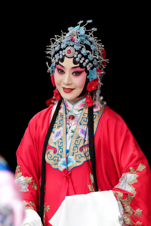 Beijing Opera。京剧。国剧。国粹。花旦。青衣。戏子。戏曲。妩媚。