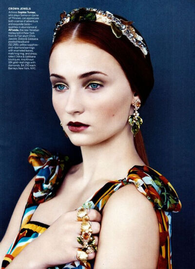 Vogue 美国版 2013十二月号--《冰与火之歌：权力的游戏》珊莎•史塔克(Sansa Stark),索菲•特纳（Sophie Turner)饰